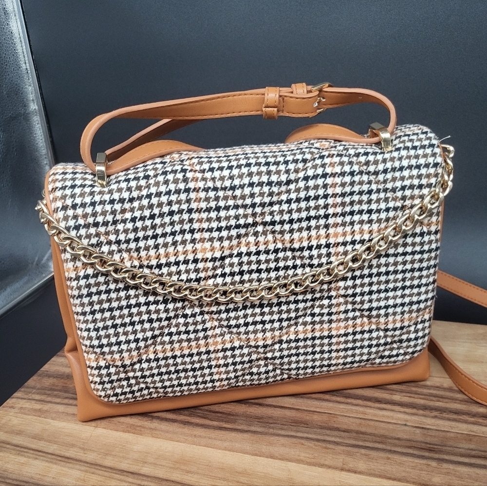 A New Day Tan & Black Houndstooth Bag, Adj., Detachable Strap Gold Hardware NWOT
